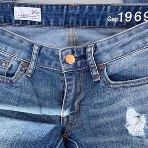 GAP 1969 distressed jeans